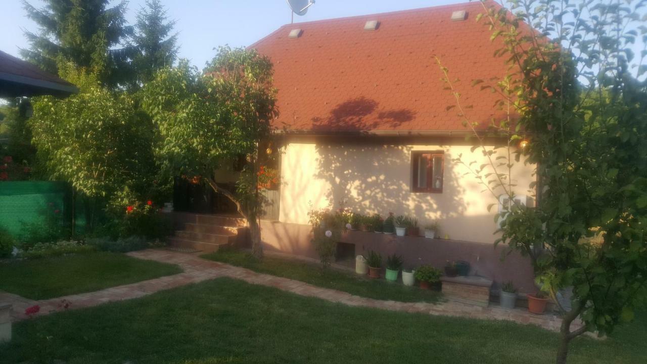 Kuca Za Odmor Bajtica Vila Jesenovec Exterior foto